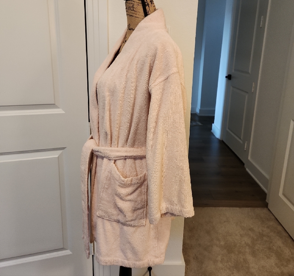 Martha Stewart Soft Cream Robe - Picture 3 of 5